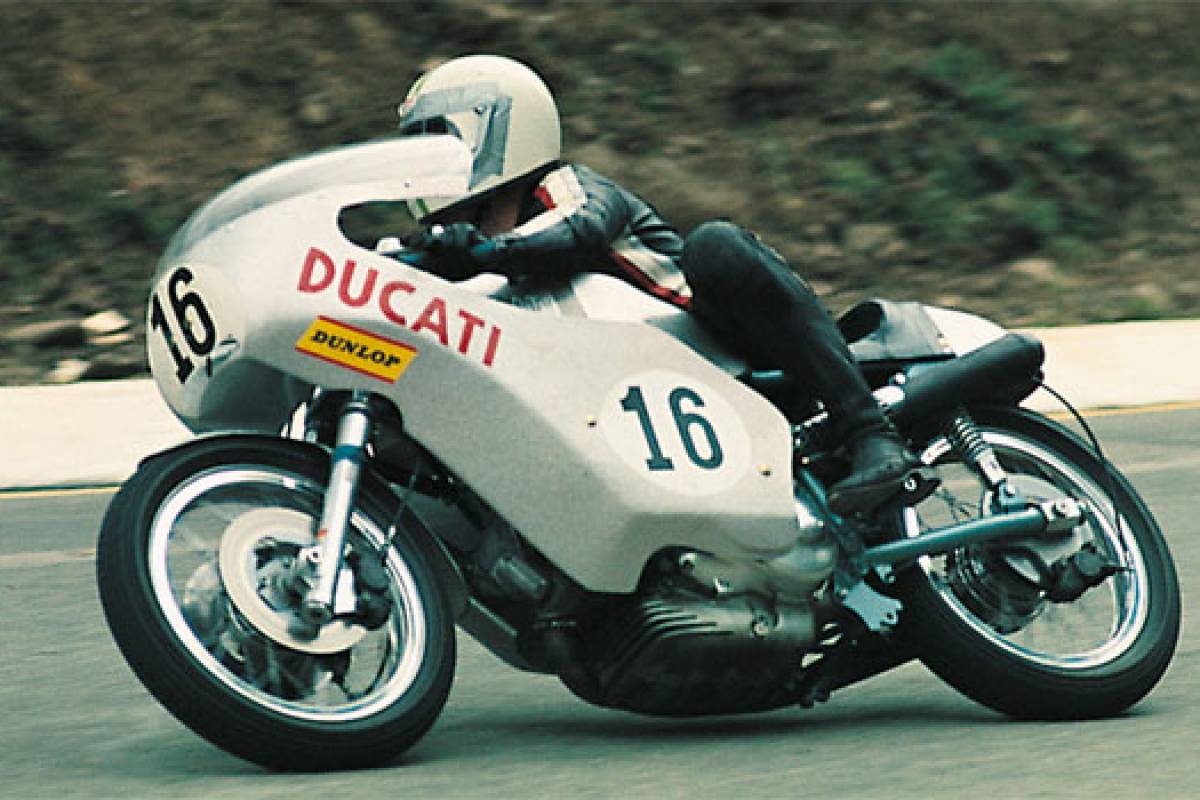 Ducati comemora 40 anos da primeira superbike